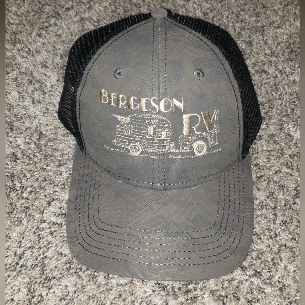 Dri-Duck|NWOT| Trucker Hat